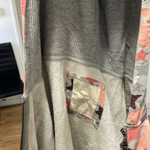 Jacket - Picture 1 of 2